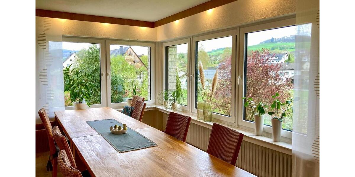 Einfamilienhaus Sundern (Sauerland) - 13 Zimmer, 350 m&sup2;, 548.000&euro; | Angebot:24380265