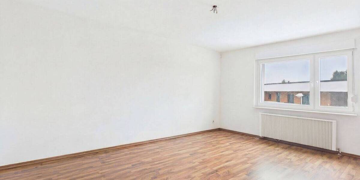 Etagenwohnung Schwerte - 5 Zimmer, 104 m&sup2;, 218.000&euro; | Angebot:26642907