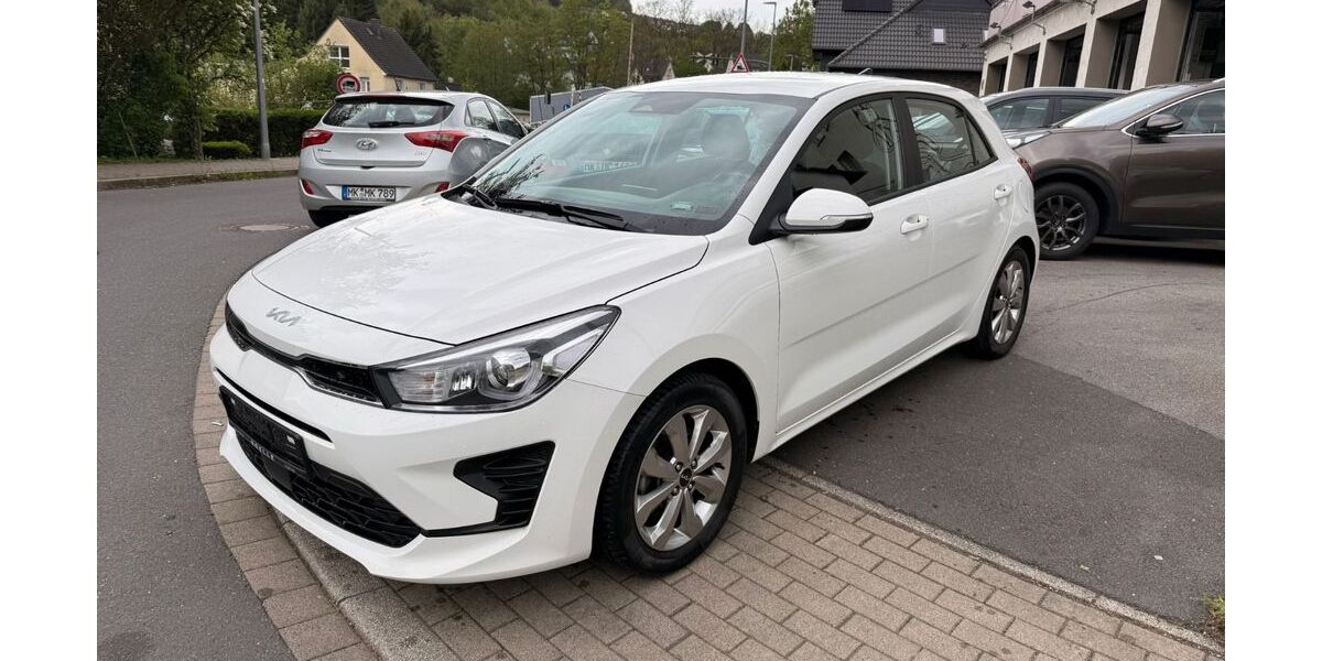 Kia Rio 38.000 km 14.999 &euro; Lüdenscheid 58515