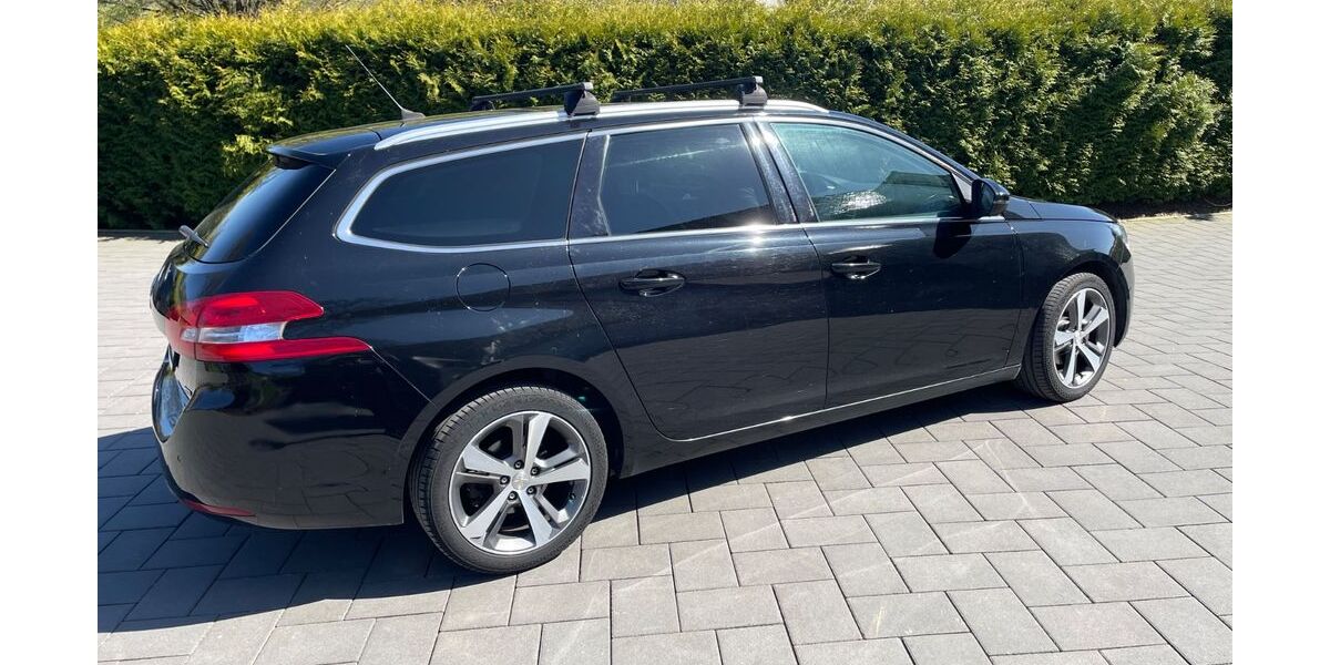 Peugeot 308 183.000 km 5.600 &euro; Meinerzhagen 58540