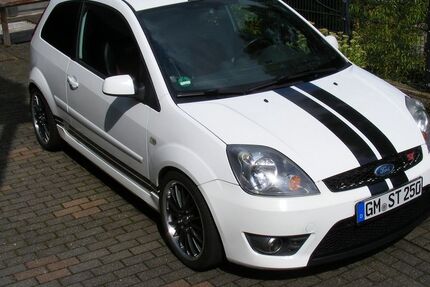 Ford Fiesta 270.959 km 4.900 &euro; Engelskirchen 51766