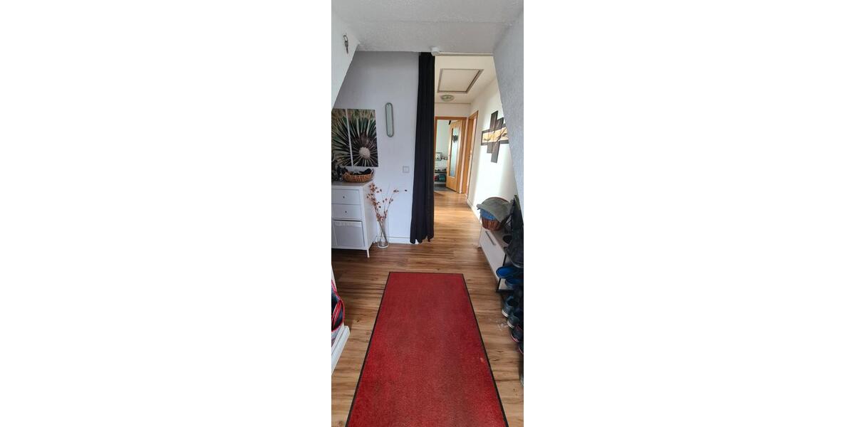 Dachgeschoßwohnung Kierspe - 3 Zimmer, 90 m&sup2;, 670&euro; | Angebot:27549514