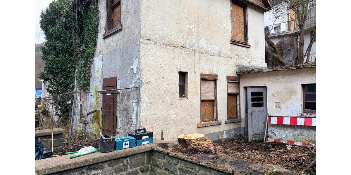 Einfamilienhaus Altena - 3 Zimmer, 110 m&sup2;, 80&euro; | Angebot:26426768