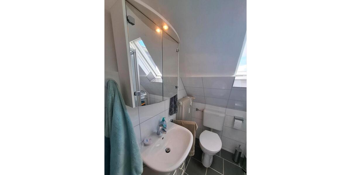 Dachgeschoßwohnung Meinerzhagen - 2 Zimmer, 46 m&sup2;, 400&euro; | Angebot:26693986