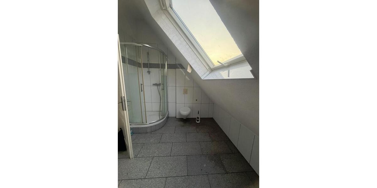 Dachgeschoßwohnung Gummersbach Berstig Süd - 2 Zimmer, 55 m&sup2;, 500&euro; | Angebot:26560257