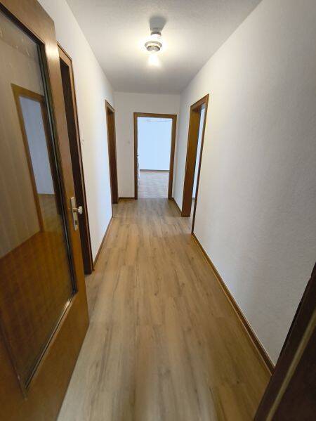 Etagenwohnung Lüdenscheid Othlinghausen - 3 Zimmer, 70 m&sup2;, 490&euro; | Angebot:26893567