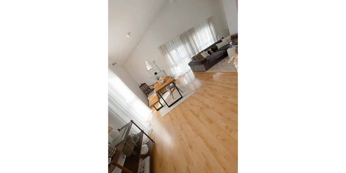Mehrfamilienhaus, Wohnhaus Bergneustadt - 8 Zimmer, 233 m&sup2;, 459.000&euro; | Angebot:26575881