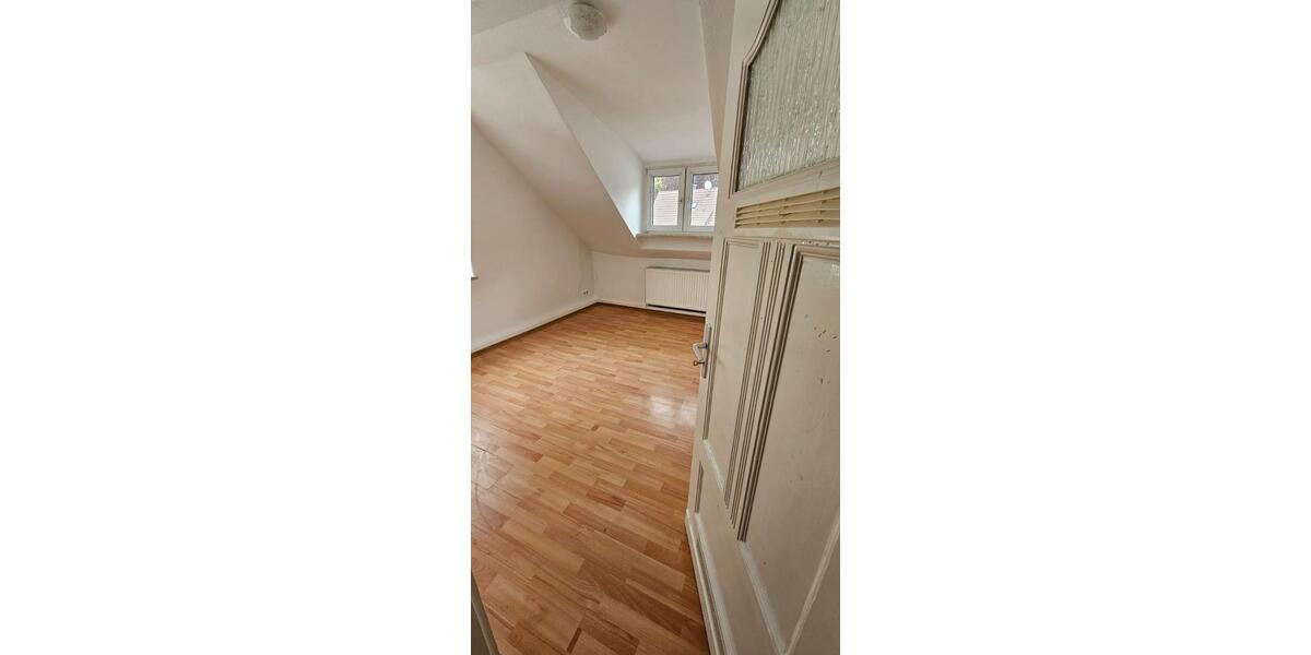 Etagenwohnung Lüdenscheid Brügge - 4 Zimmer, 90 m&sup2;, 850&euro; | Angebot:26699806