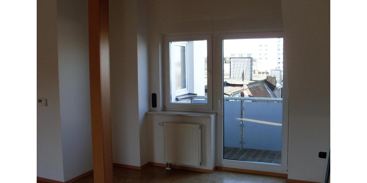 Dachgeschoßwohnung Iserlohn - 4 Zimmer, 96 m&sup2;, 600&euro; | Angebot:25922814