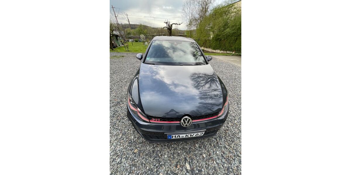 VW Golf 65.000 km 23.400 &euro; Hagen 58135