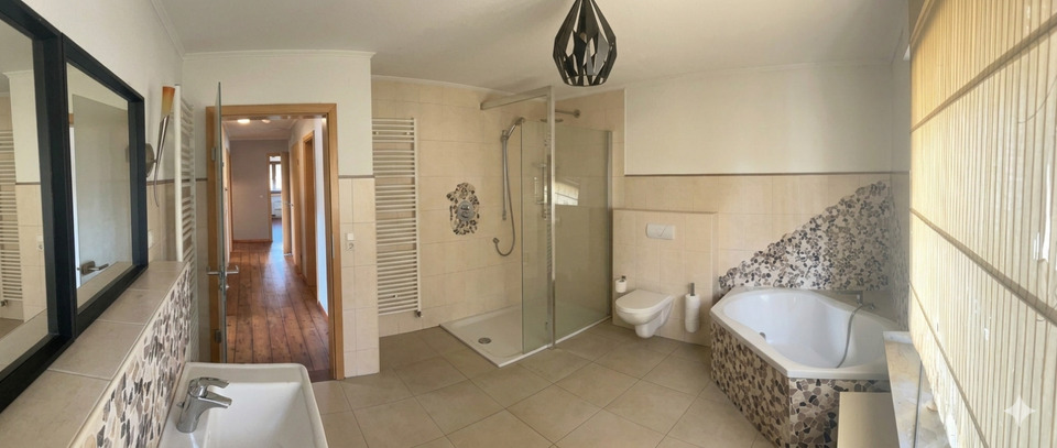 Einfamilienhaus Gummersbach Hepel - 7 Zimmer, 250 m&sup2;, 510.000&euro; | Angebot:25341684