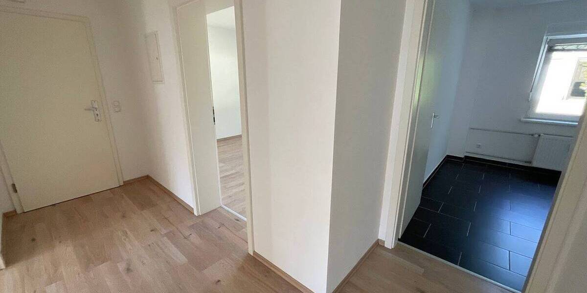 Etagenwohnung Radevormwald Innenstadt - 3 Zimmer, 61 m&sup2;, 529&euro; | Angebot:26826659