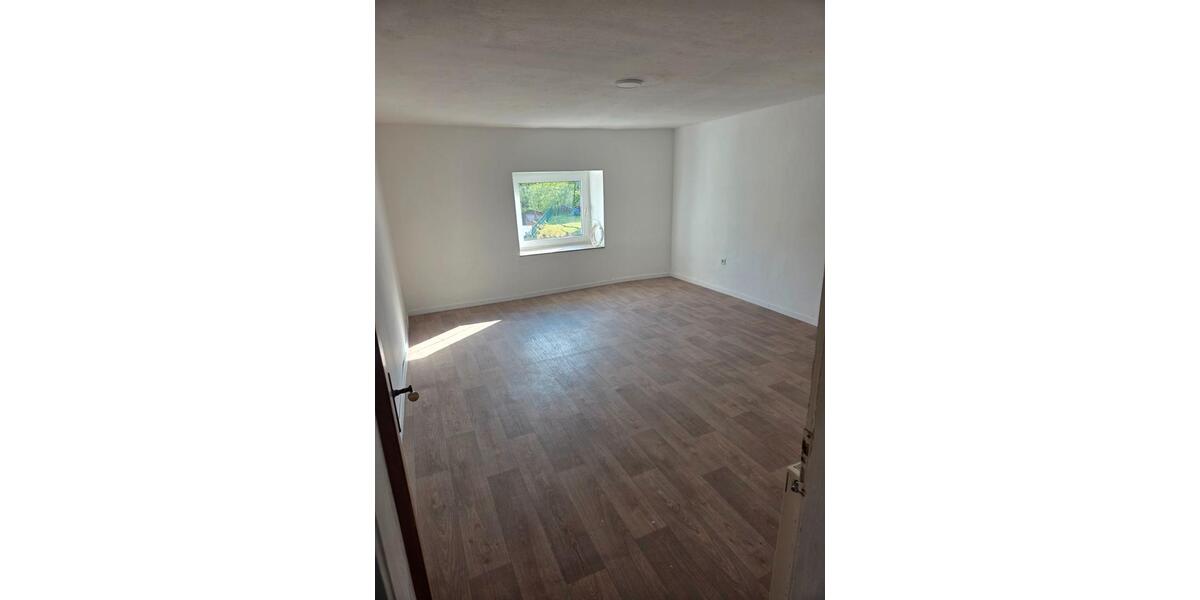 Etagenwohnung Marienheide - 4 Zimmer, 102 m&sup2;, 820&euro; | Angebot:26183448