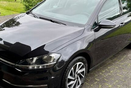 VW Golf 180.000 km 10.250 &euro; Finnentrop 57413