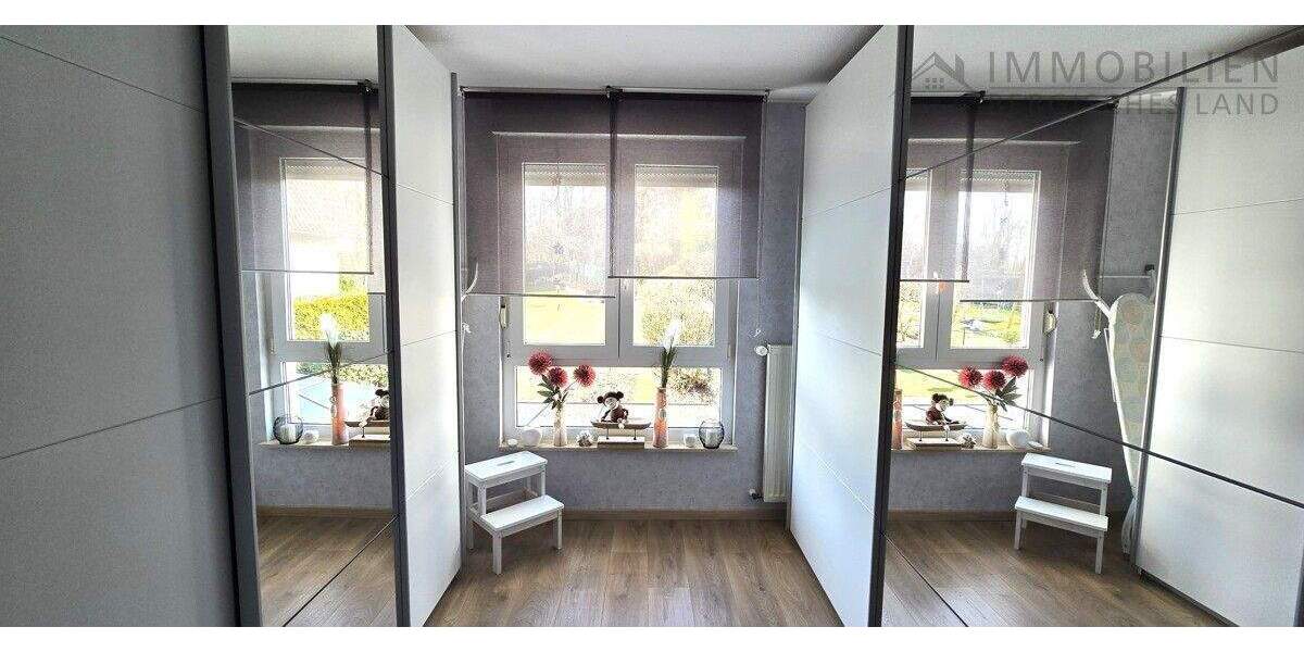 Doppelhaushälfte Hückeswagen Wiehagen - 5 Zimmer, 120 m&sup2;, 425.000&euro; | Angebot:25800230