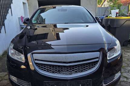 Opel Insignia 201.500 km 3.499 &euro; Iserlohn 58642
