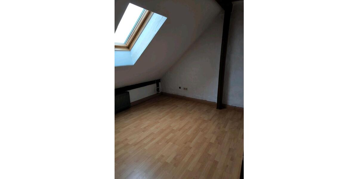Dachgeschoßwohnung Lüdenscheid Othlinghausen - 1 Zimmer, 35 m&sup2;, 400&euro; | Angebot:26393531