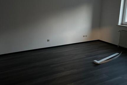 Wohnung Meinerzhagen - 4 Zimmer, 100 m&sup2;, 600&euro; | Angebot:25858688