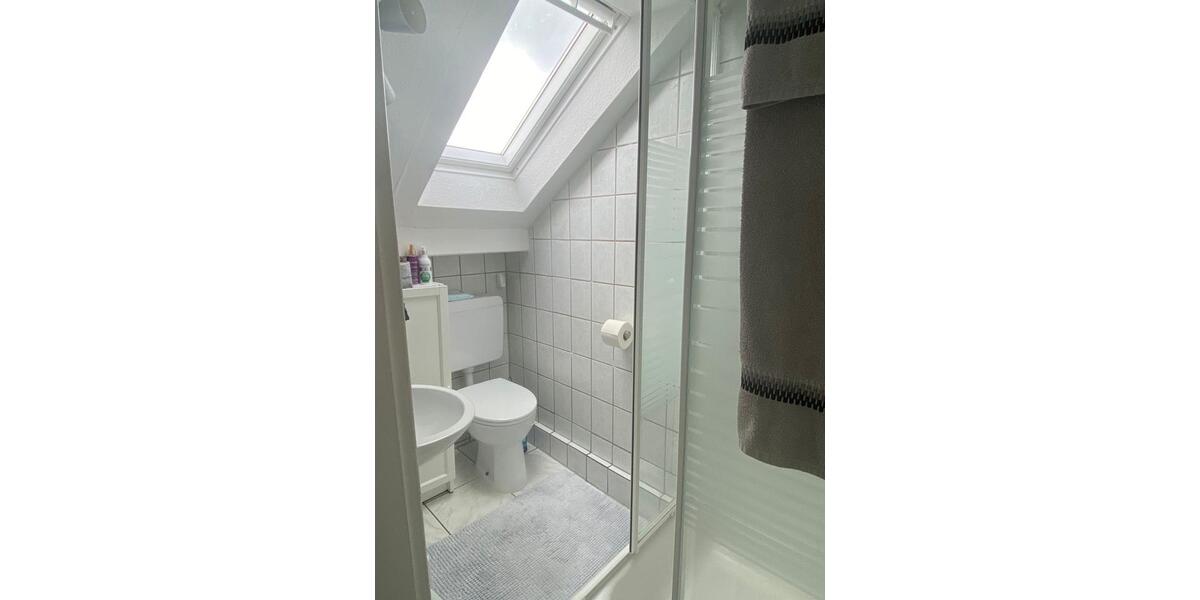 Dachgeschoßwohnung Lüdenscheid Othlinghausen - 3 Zimmer, 49 m&sup2;, 68.000&euro; | Angebot:25258773