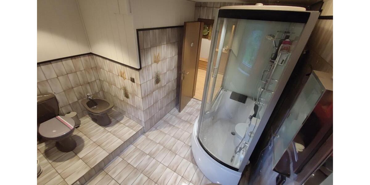 Einfamilienhaus Gummersbach Berstig Süd - 7 Zimmer, 162 m&sup2;, 555.555&euro; | Angebot:17237404