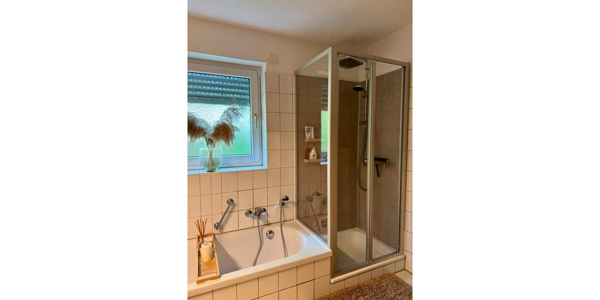 Etagenwohnung Lüdenscheid Augustenthal - 3 Zimmer, 83 m&sup2;, 800&euro; | Angebot:26656197