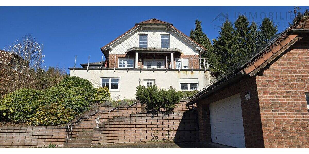 Einfamilienhaus Hückeswagen Innenstadt - 6 Zimmer, 242 m&sup2;, 449.000&euro; | Angebot:26867652