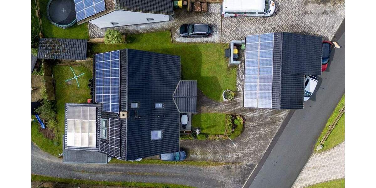 Mehrfamilienhaus, Wohnhaus Finnentrop Hülschotten - 8 Zimmer, 176 m&sup2;, 389.000&euro; | Angebot:25800581