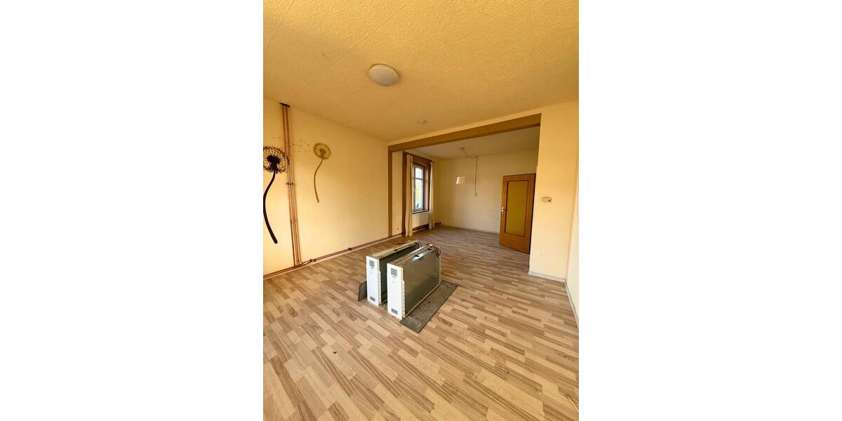 Etagenwohnung Meinerzhagen - 3 Zimmer, 100 m&sup2;, 1.000&euro; | Angebot:24330086