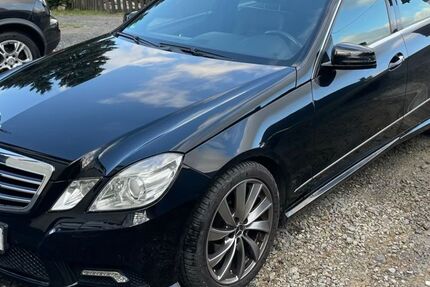 Mercedes-Benz 200 178.000 km 13.000 &euro; Engelskirchen 51766