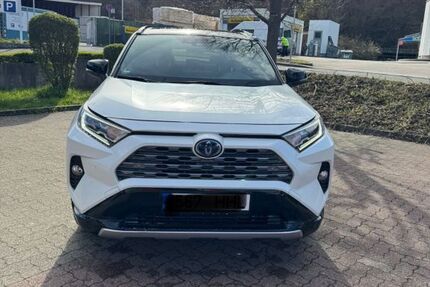 Toyota RAV 4 63.900 km 22.999 &euro; Iserlohn 58644
