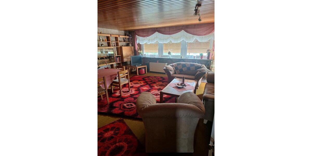 Etagenwohnung Hemer - 3 Zimmer, 110 m&sup2;, 149.000&euro; | Angebot:24843350