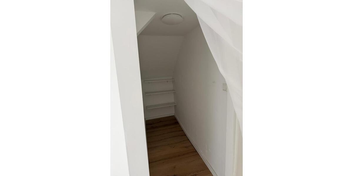 Etagenwohnung Gummersbach Berstig Süd - 2 Zimmer, 60 m&sup2;, 750&euro; | Angebot:25921650