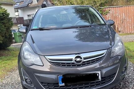 Opel Corsa 99.500 km 5.190 &euro; Bergneustadt 51702