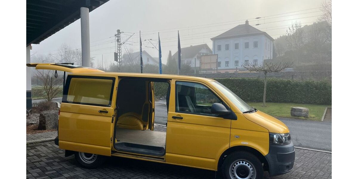 VW T5 Transporter 127.000 km 8.900 &euro; Finnentrop 57413