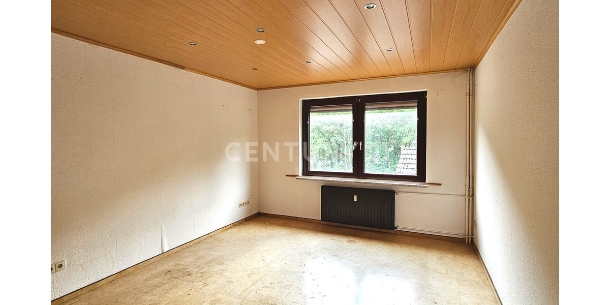 Attraktive Kapitalanlage mit Potenzial: Mehrfamilienhaus mit 6 Eigentumswohnungen & Garagen in Hemer - Mehrfamilienhaus, Wohnhaus Hemer | Angebot:27469088