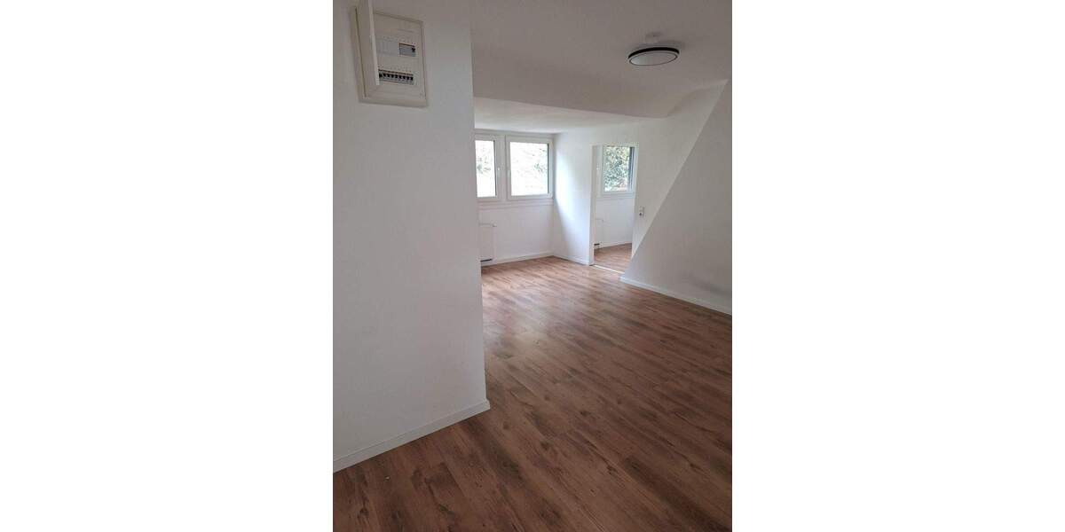 Etagenwohnung Lüdenscheid Brügge - 2 Zimmer, 68 m&sup2;, 400&euro; | Angebot:25687170