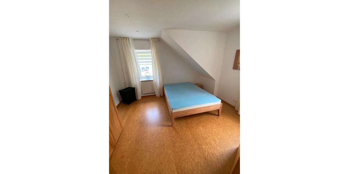 Dachgeschoßwohnung Lüdenscheid Augustenthal - 1 Zimmer, 50 m&sup2;, 650&euro; | Angebot:25904635