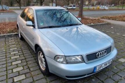 Audi A4 218.000 km 1.899 &euro; Hemer 58675
