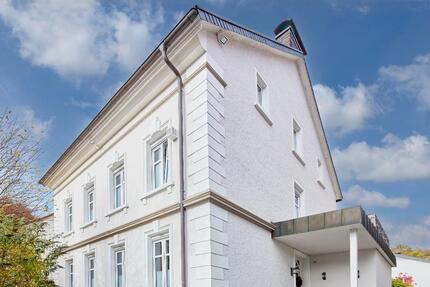 Haus Olpe - 9 Zimmer, 270 m&sup2;, 749.000&euro; | Angebot:25973684