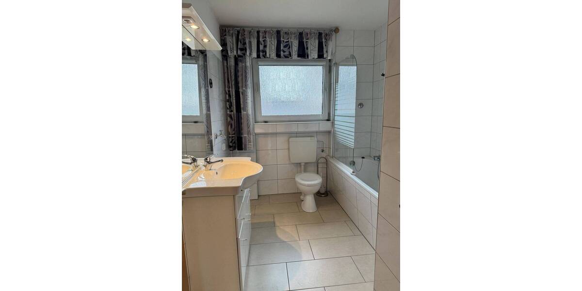 Mehrfamilienhaus, Wohnhaus Schwelm - 8 Zimmer, 232 m&sup2;, 487.000&euro; | Angebot:26787486