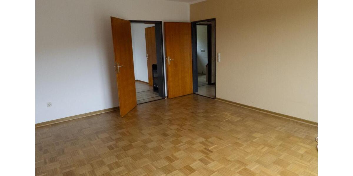 Etagenwohnung Altena - 4 Zimmer, 75 m&sup2;, 326&euro; | Angebot:23509219