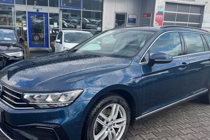 VW Passat 82.137 km 19.499 &euro; Wipperfürth 51688