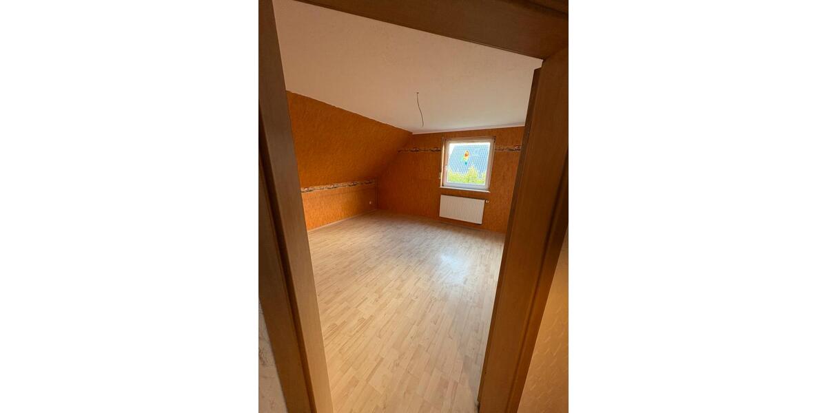 Einfamilienhaus Balve - 4 Zimmer, 120 m&sup2;, 320.000&euro; | Angebot:26537687