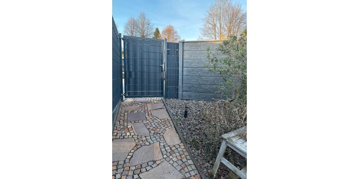 Bungalow Meinerzhagen - 2.5 Zimmer, 100 m&sup2;, 280.000&euro; | Angebot:26051002