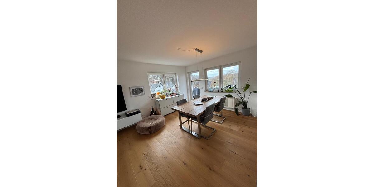 Etagenwohnung Gummersbach - 3 Zimmer, 70 m&sup2;, 910&euro; | Angebot:25256405