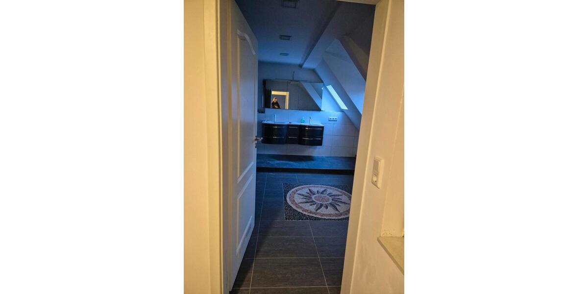 Dachgeschoßwohnung Lüdenscheid - 3 Zimmer, 80 m&sup2;, 550&euro; | Angebot:25207107