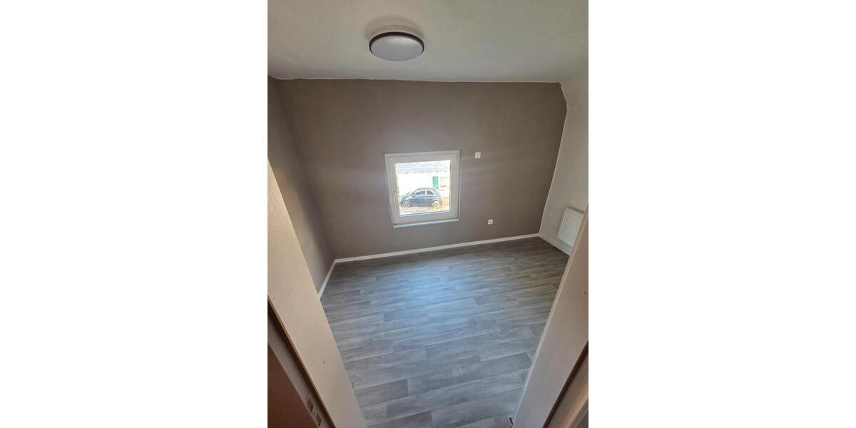 Etagenwohnung Marienheide - 4 Zimmer, 102 m&sup2;, 820&euro; | Angebot:26183448
