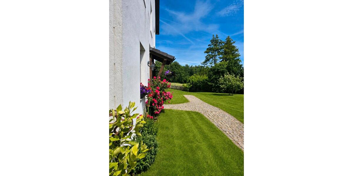 Bauernhaus, Landhaus Meinerzhagen - 4 Zimmer, 160 m&sup2;, 575.000&euro; | Angebot:27066487