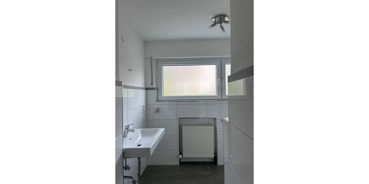 Etagenwohnung Gummersbach Reininghausen - 4 Zimmer, 98 m&sup2;, 1.125&euro; | Angebot:26909114