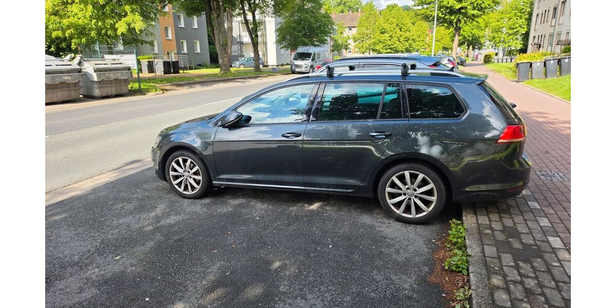 VW Golf 109.000 km 13.500 &euro; Iserlohn 58636